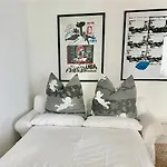 Apartment Paradise *