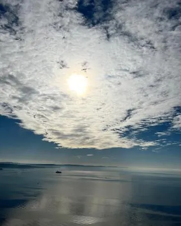 Paradise 아파트 *